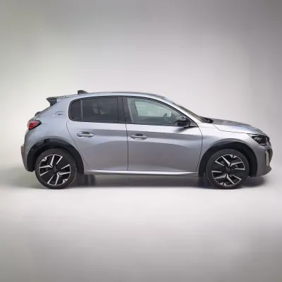 PEUGEOT 208 GT HYBRID 136 E-DCS6